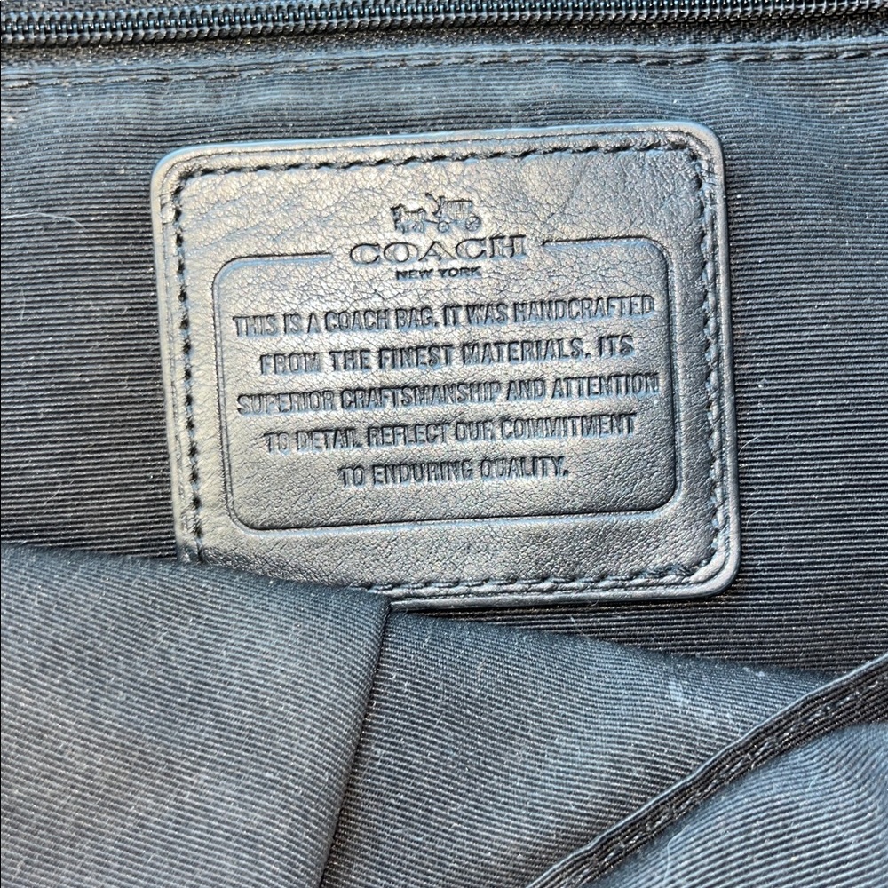 Coach Kelsey Black Tote F34494 EUC Chic and Spacious - Picture 2 of 8
